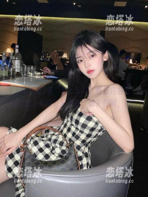 看“17c吃瓜”最新内容时，我的脸上是这几种表情：哦？呵呵，呵！