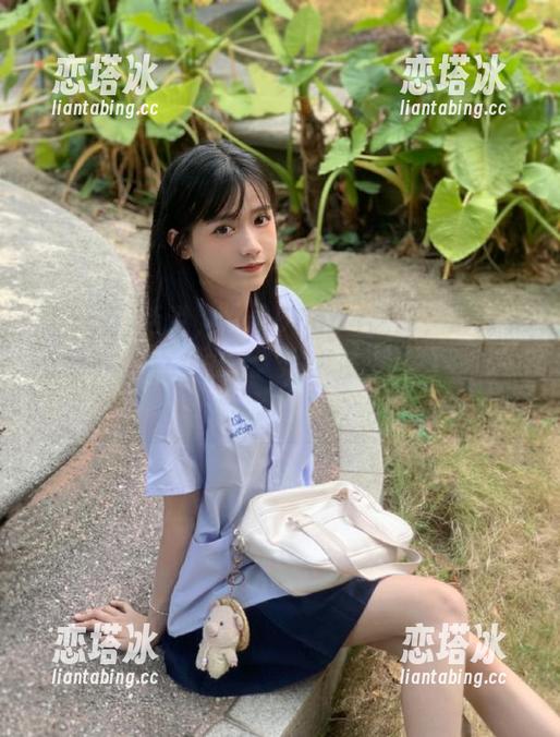 话说，登录51cg4之前，最好先准备好你的“瓜子”和“深夜八卦心理”！