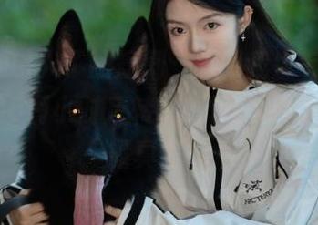 火了的短剧，明明我也有内幕，不过605俩小时反转，51吃瓜网址助你暴露真我！