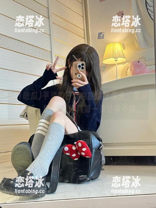 平淡的日常也能爆出瓜来，视频来说话，51吃瓜爆料第一页寸步不离。