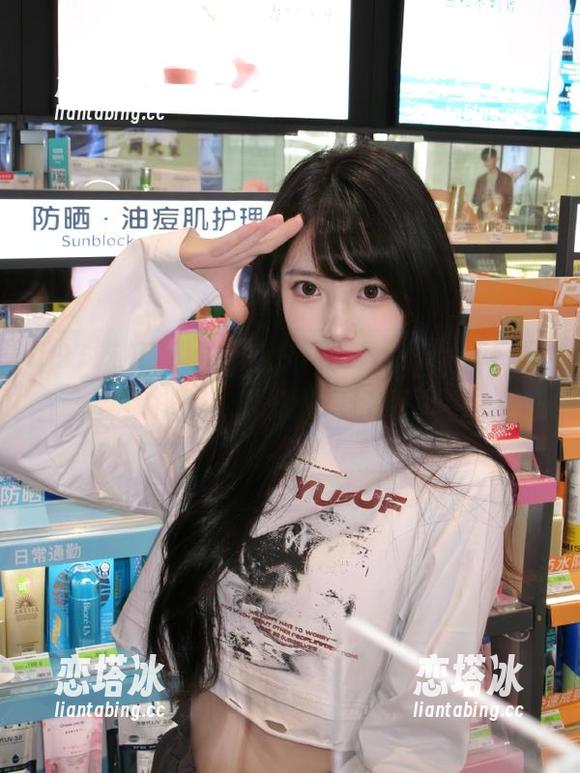 找黑料上91吃瓜app，摘星星都得排队，却没人想和我聊聊！