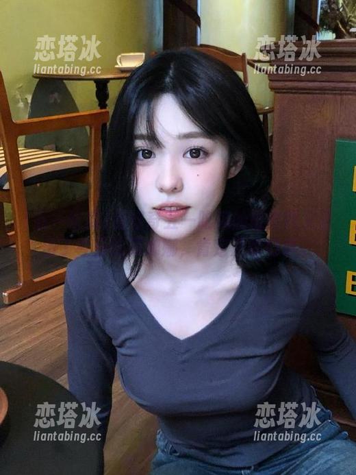 很好奇五一吃瓜的链接咋又引出了今日吃瓜娜娜，肯定没啥好事。