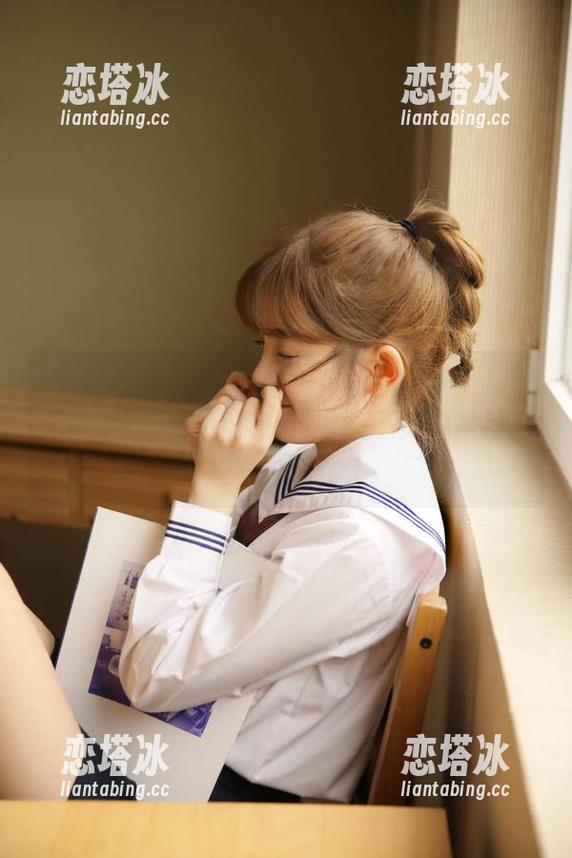 免费吃瓜 用免费吃瓜苹果版的你,已经无所不知,无事不咋,唯一不知的是自己的烦恼去哪儿了。