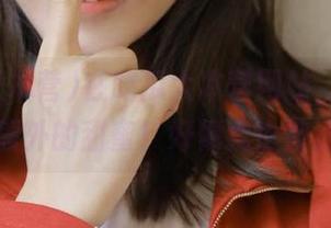 在吃瓜大本营网站，看瓜都能获得额外的甜蜜！好像我也被迷住了。