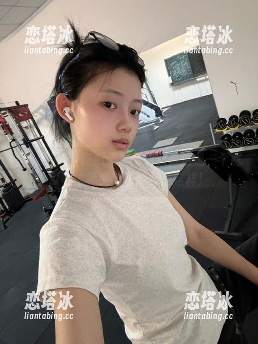 吃瓜天堂又更新！这是一个吃瓜不怕秃头的时代，就这样！