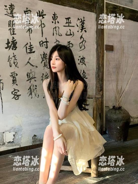 吾爱吃瓜导航：有些秘闻丰富了我的画面感，特别像夏日的流沙～