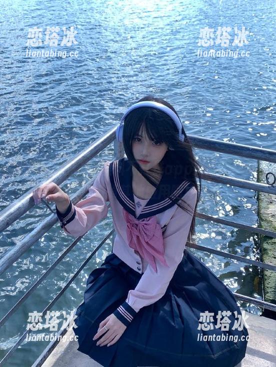 黑料不打烊app：“继续吃瓜，扔掉其他应用吧！”