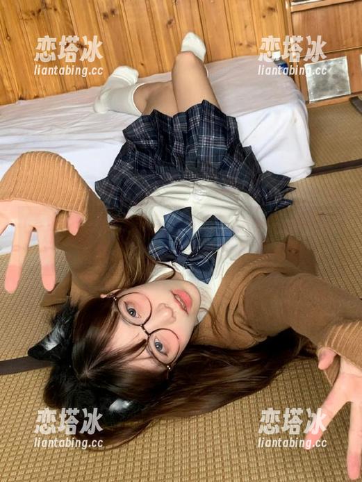 只有zztt32.ccm黑料不打烊才满足我，永不迷路的吃瓜体验！