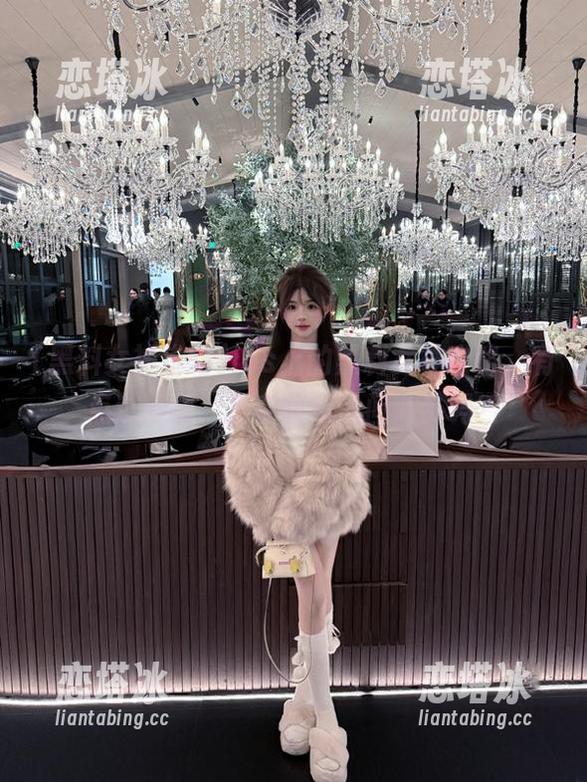 ios上的黑料女神攻略，有点过分啊，是在收集人间八卦吗？