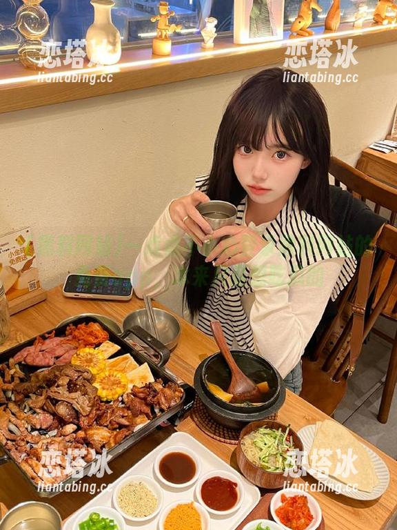 一点点不小心登录黑料网站的免费app，本来只是想吃瓜的